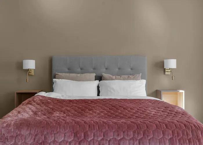 Supercentral City Apartment Eik